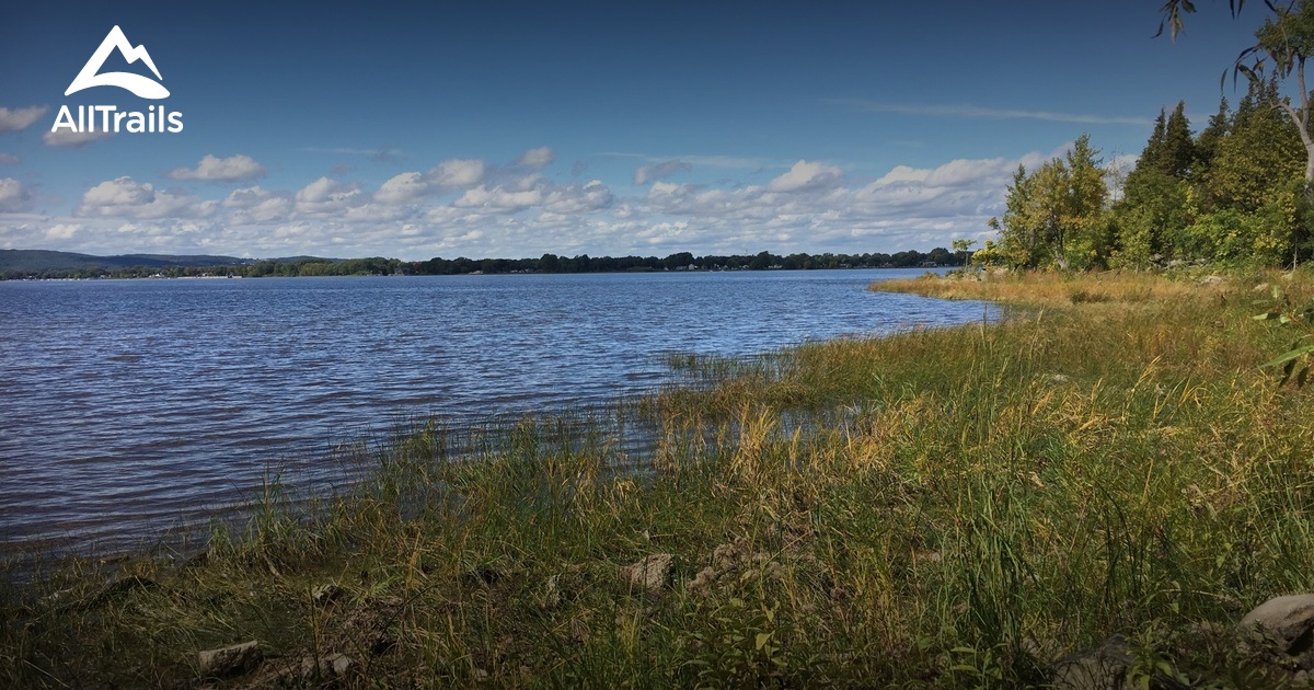 Best Trails in Parcnature du Quebec, Canada