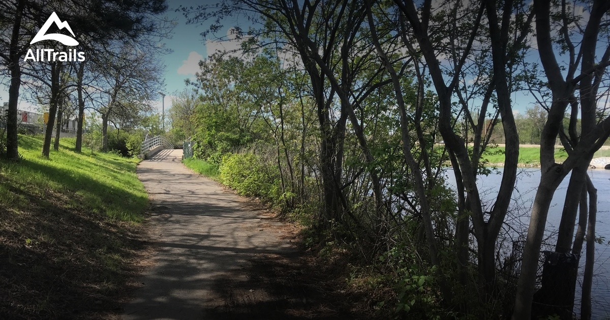 Best Trails in IledelaVisitation Nature Park Quebec, Canada