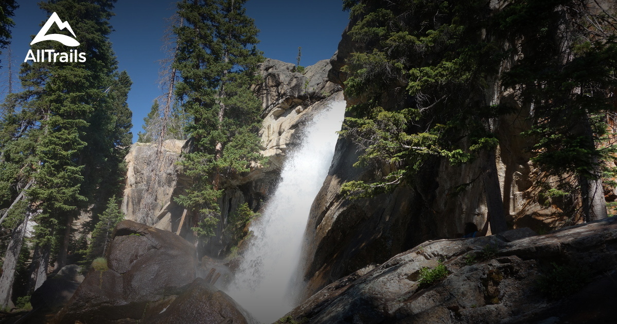 places to hike with a dog near me