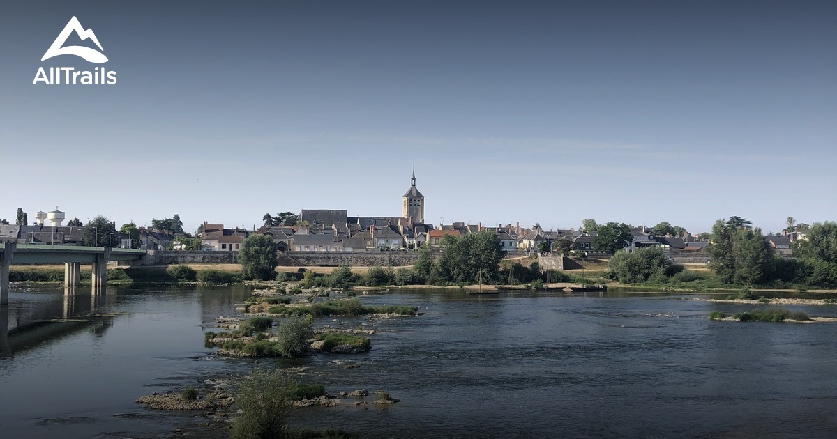 Best waterfall trails in Centre-Loire Valley, France