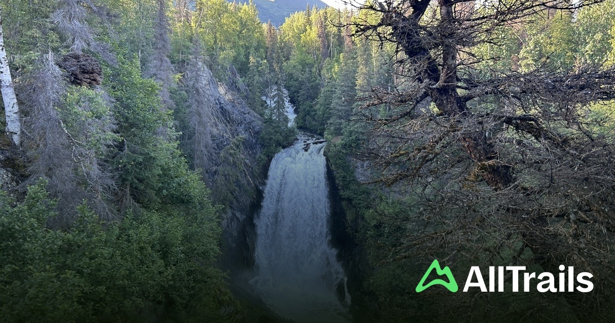 Caribou Creek Cabin - hikes and trails to get you there