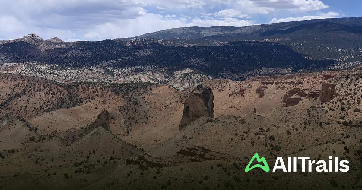 Best trails near Upper South Desert - Us Utah Torrey Upper South Desert Overlook 2211585 20250207201030845865 1200x630 3 41739013788