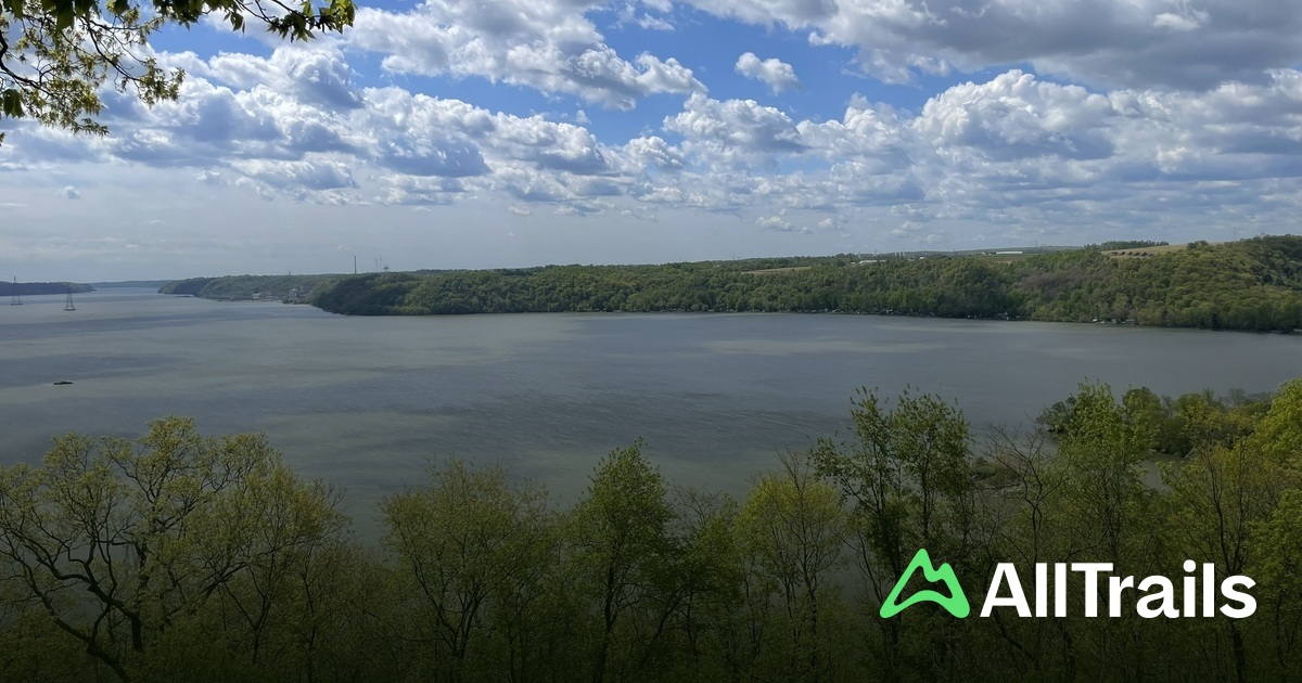 Hawk Point Overlook - hikes and trails to get you there | AllTrails